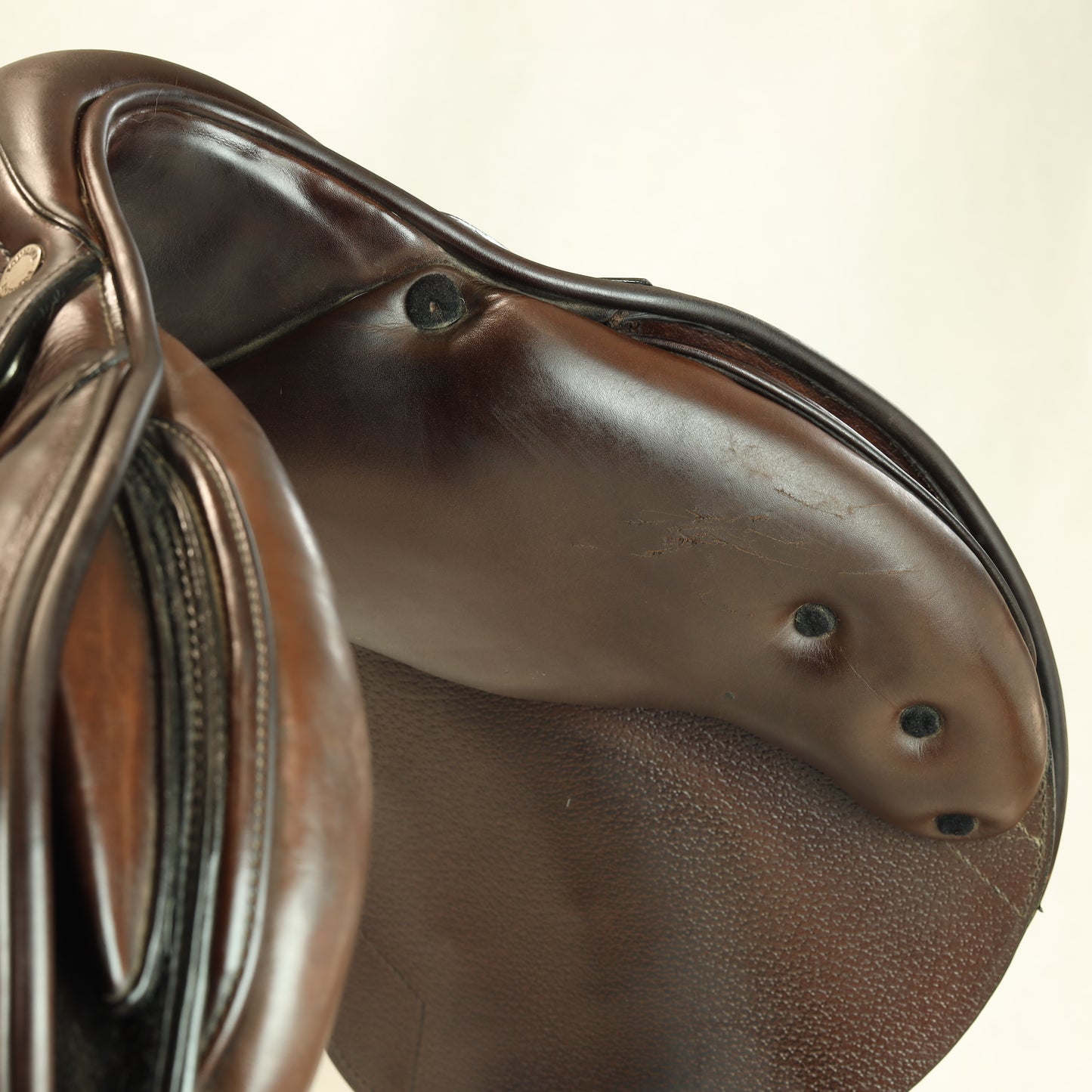 Equiline Closer 16"