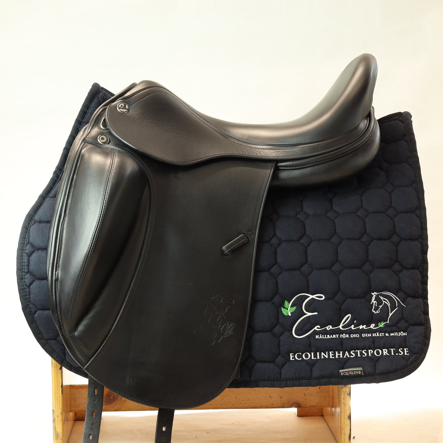 Prestige X-Helen FS LUX 17"