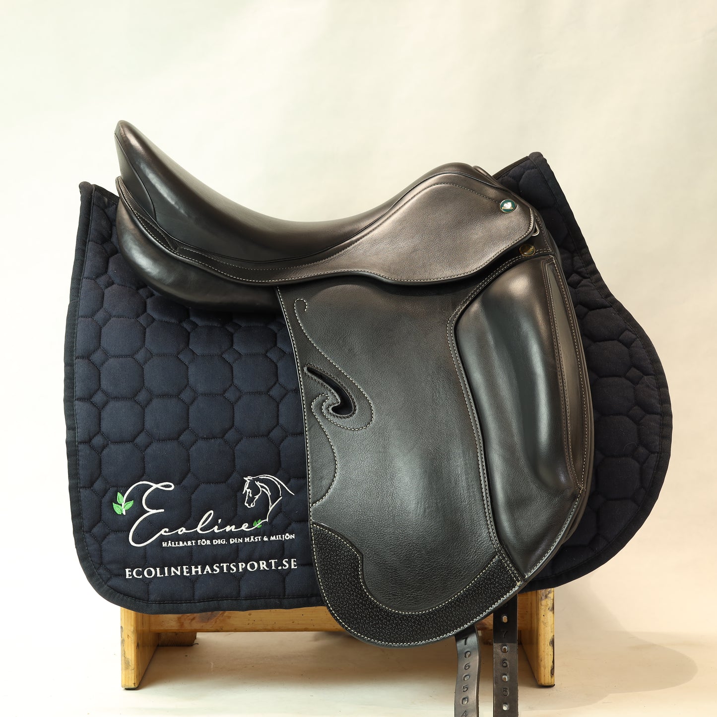 Prestige Passion K dressyr 17"