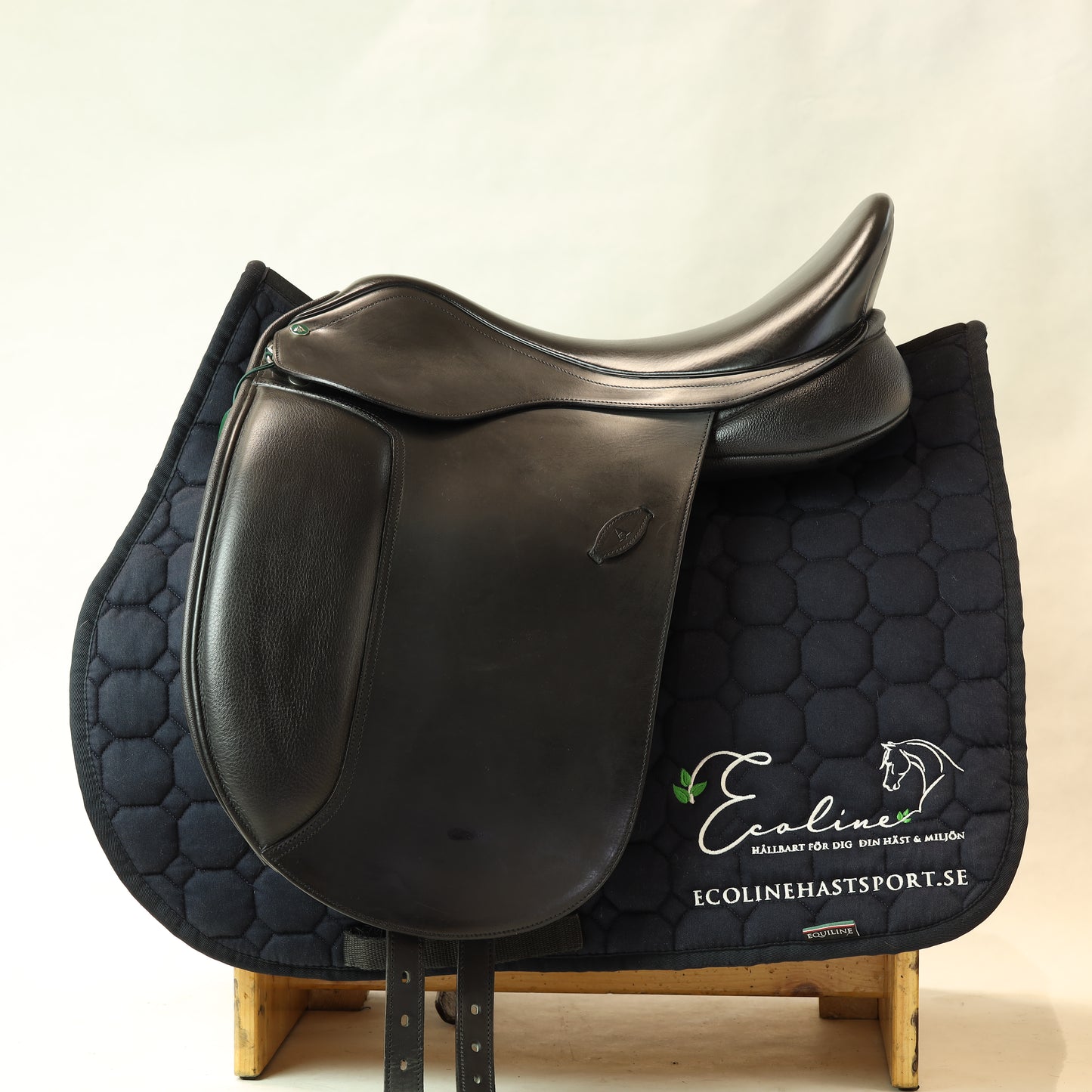 Arena Cob dressyr 17,5"