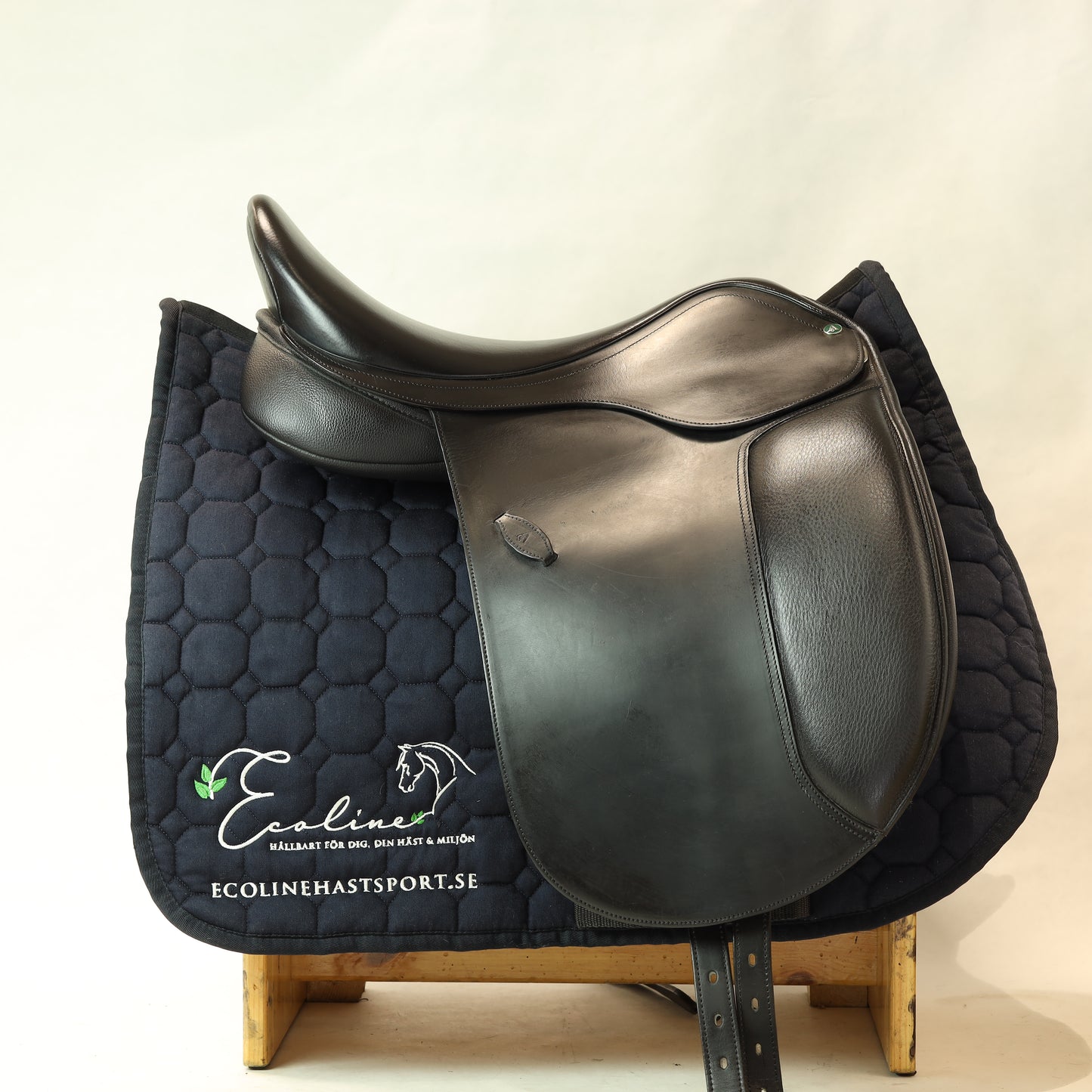 Arena Cob dressyr 17,5"